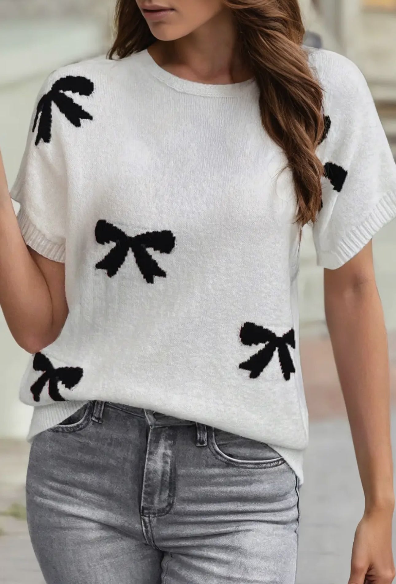 Black bows short sleeve sweater