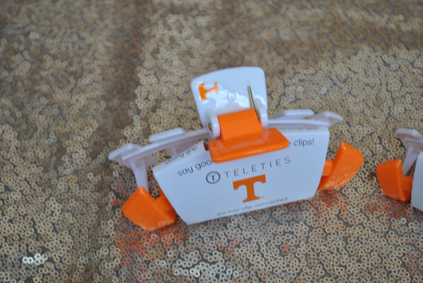 University of Tennessee Large and medium hair clip